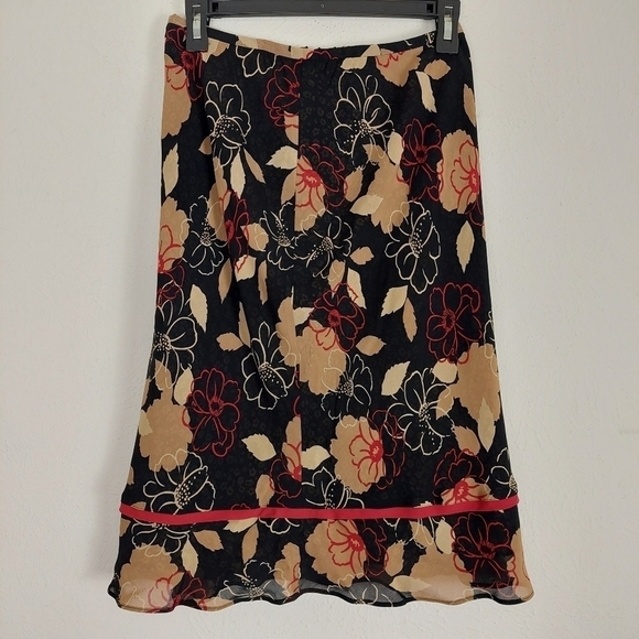 LOFT Ann Taylor Pencil Skirt Black Floral Multicolor Lined, Zip Women's Size 2. - Picture 6 of 8